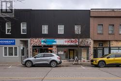 79 FRONT STREET W  Strathroy-Caradoc (Nw), ON N7G 1X6