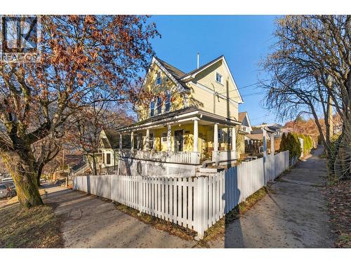 723 HENDRYX Street  Nelson, BC V1L 2B1