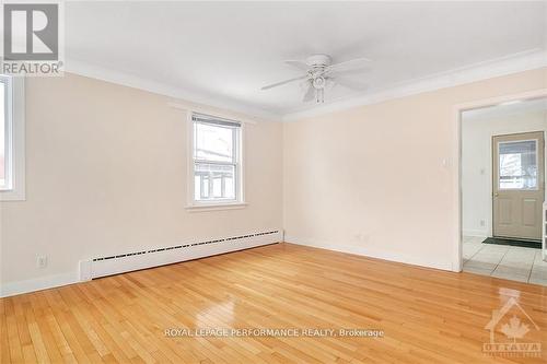 472 Woodland Avenue, Ottawa, ON - Indoor Photo Showing Other Room