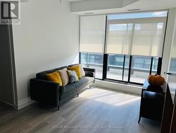 PH-511 B - 1604 CHARLES STREET E  Whitby, ON L1N 0P2