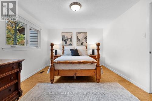 61 - 189 Springhead Gardens, Richmond Hill, ON - Indoor Photo Showing Bedroom