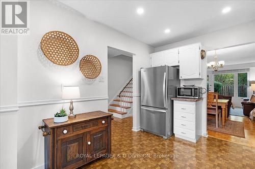 61 - 189 Springhead Gardens, Richmond Hill, ON - Indoor Photo Showing Kitchen