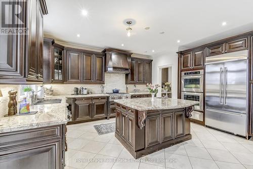 An abundance of cabinets - 2331 Rideau Drive, Oakville (Jc Joshua Creek), ON - Indoor Photo Showing Kitchen With Upgraded Kitchen