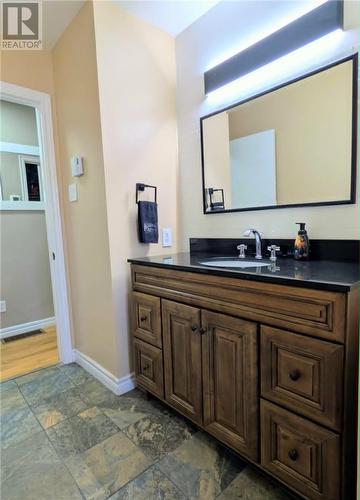 486 Bois, Espanola, ON - Indoor Photo Showing Bathroom