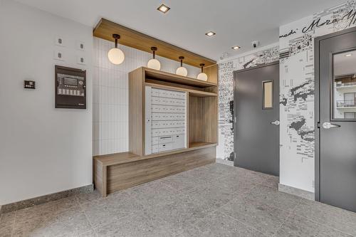 Hall d'entrée/Vestibule - 306-1620 Rue Mozart, Lévis (Desjardins), QC - Indoor Photo Showing Other Room