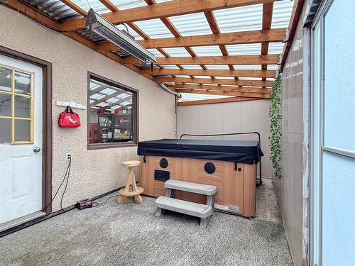 49084 Service Road, Brandon, MB - Indoor Photo Showing Other Room