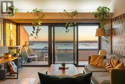 73 2212 FOLKESTONE WAY  West Vancouver, BC V7S 2X7