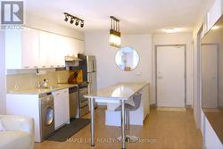 1010 - 19 SINGER COURT  Toronto, ON M2K 0B1