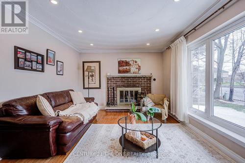 256 Church Street, Markham, ON - Indoor Photo Showing Living Room With Fireplace