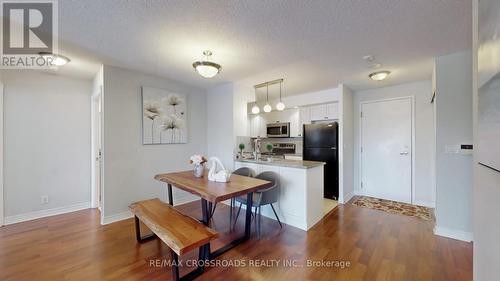 320 - 33 Cox Boulevard, Markham, ON - Indoor Photo Showing Dining Room