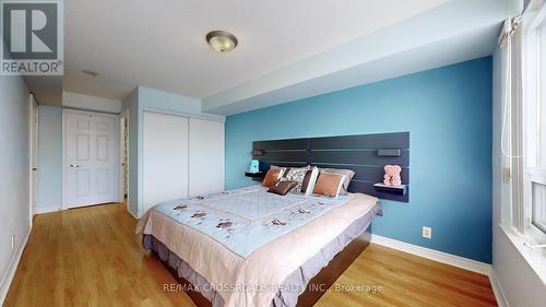 320 - 33 Cox Boulevard, Markham, ON - Indoor Photo Showing Bedroom