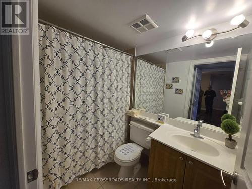 320 - 33 Cox Boulevard, Markham, ON - Indoor Photo Showing Bathroom