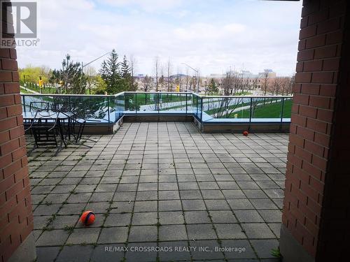 320 - 33 Cox Boulevard, Markham, ON - Outdoor