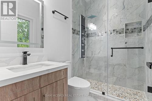 193 Mateo Place, Mississauga, ON - Indoor Photo Showing Bathroom