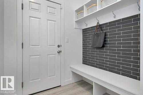 104 Bluff Cv, Leduc, AB - Indoor Photo Showing Other Room