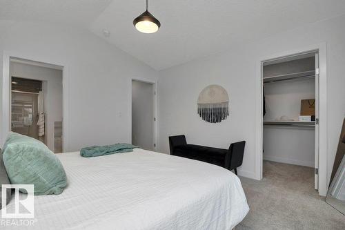 104 Bluff Cv, Leduc, AB - Indoor Photo Showing Bedroom