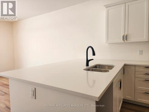 2288 Crewson Crescent, Cornwall, ON - Indoor Photo Showing Kitchen With Double Sink