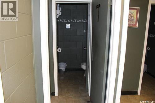 1105 Athabasca Street E, Moose Jaw, SK 