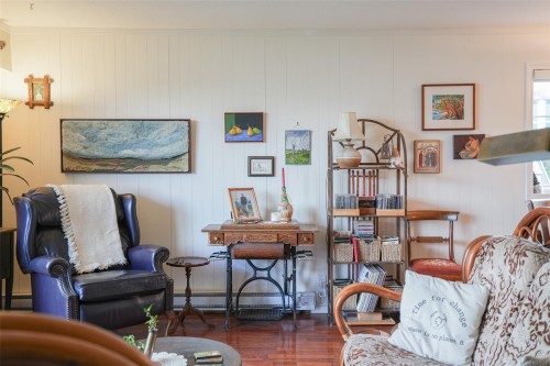 4233 8Th Ave, Port Alberni, BC 