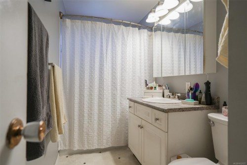 4233 8Th Ave, Port Alberni, BC 