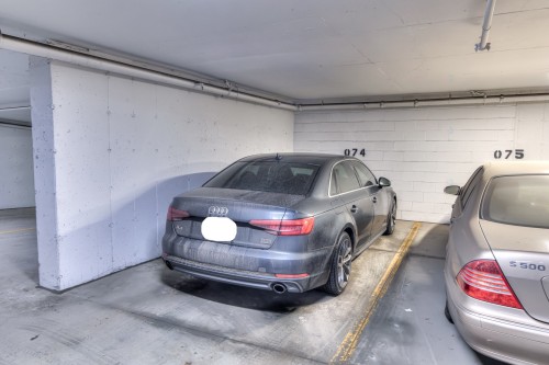 Garage - Ph1107-5265 Av. De Courtrai, Montréal (Côte-Des-Neiges/Notre-Dame-De-Grâce), QC - Indoor Photo Showing Garage