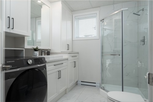 Salle de bains - 225 Rue Des Pivoines, Mont-Laurier, QC - Indoor Photo Showing Bathroom