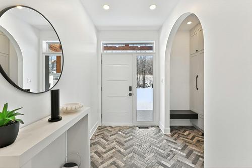 Hall d'entrée/Vestibule - 62 Rue Monette, Saint-Hippolyte, QC - Indoor Photo Showing Other Room