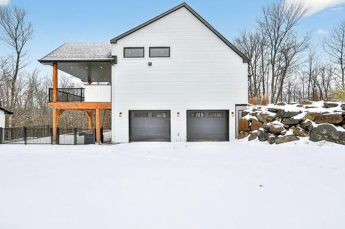 Garage - 62 Rue Monette, Saint-Hippolyte, QC - Outdoor