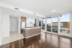 306-775 Av. Plymouth  Mont-Royal, QC H4P 0C2