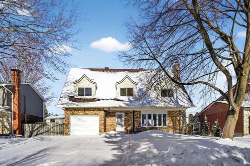 15 Rue de Montevideo  Kirkland, QC H9H 4G1