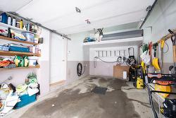 Garage - 