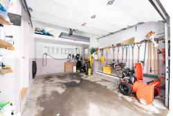 Garage - 