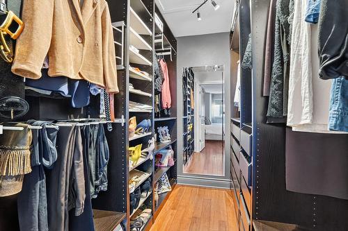 Salle de bains attenante à la CCP - 218 Av. Hermitage, Pointe-Claire, QC 