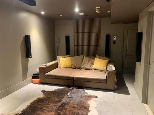 Salle de bains - 218 Av. Hermitage, Pointe-Claire, QC 