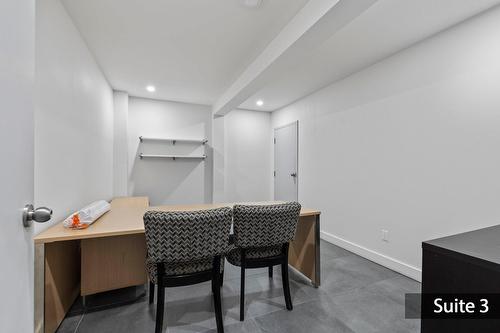 Office - 4-10410 Boul. Gouin O., Montréal (Pierrefonds-Roxboro), QC - Indoor