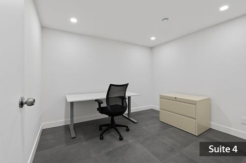 Bureau - 2-10410 Boul. Gouin O., Montréal (Pierrefonds-Roxboro), QC - Indoor