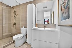 Salle de bains attenante à la CCP - 