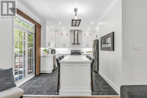273 Duskywing Way, Oakville, ON - Indoor Photo Showing Laundry Room