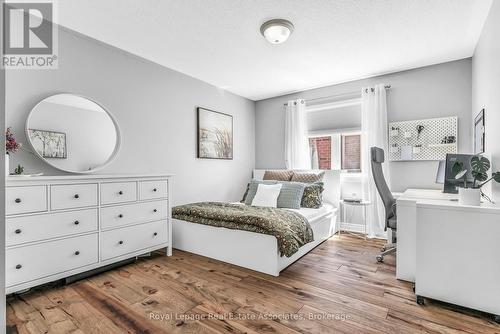 273 Duskywing Way, Oakville, ON - Indoor Photo Showing Bedroom