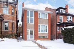 169 WYCHWOOD AVENUE  Toronto, ON M6C 2T4