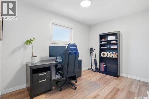 215 Wickenden Crescent, Saskatoon, SK - Indoor Photo Showing Office