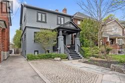 176 MELROSE AVENUE  Toronto, ON M5M 1Z1