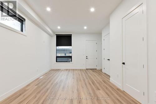 822 Maitland Street, London East (East B), ON - Indoor Photo Showing Other Room