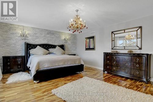 523 Landswood Way, Ottawa, ON - Indoor Photo Showing Bedroom