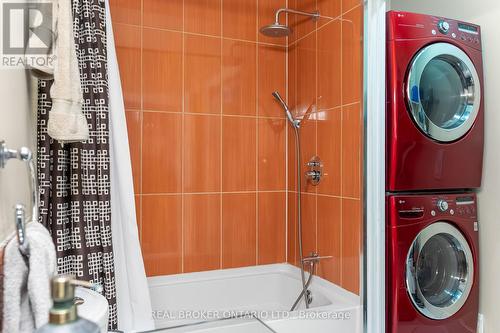 2212 Joanne Avenue, Ottawa, ON - Indoor Photo Showing Laundry Room