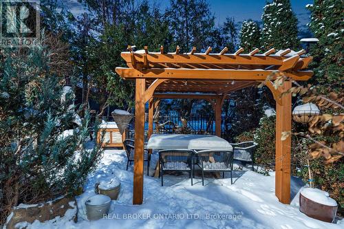 2212 Joanne Avenue, Ottawa, ON - Outdoor