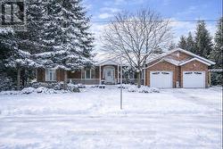 180 RUSSELL STREET E  Blue Mountains, ON N0H 1J0