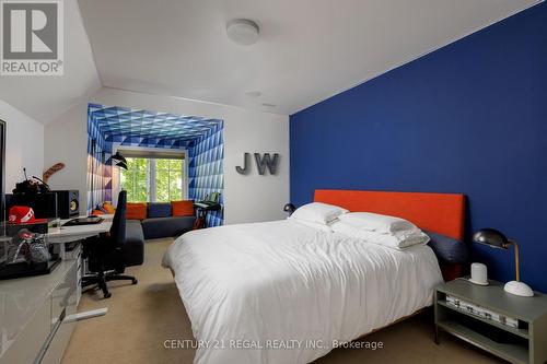 2442 Meadowood Crescent, Oakville, ON - Indoor Photo Showing Bedroom