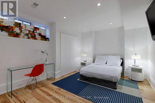 2442 Meadowood Crescent, Oakville, ON - Indoor Photo Showing Bedroom