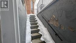 Separate entrance to Basement apt - 